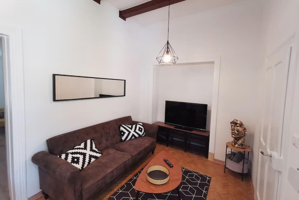 Apartment Appart' Wifi & Netflix Avec Terrasse Privative :) Mulhouse